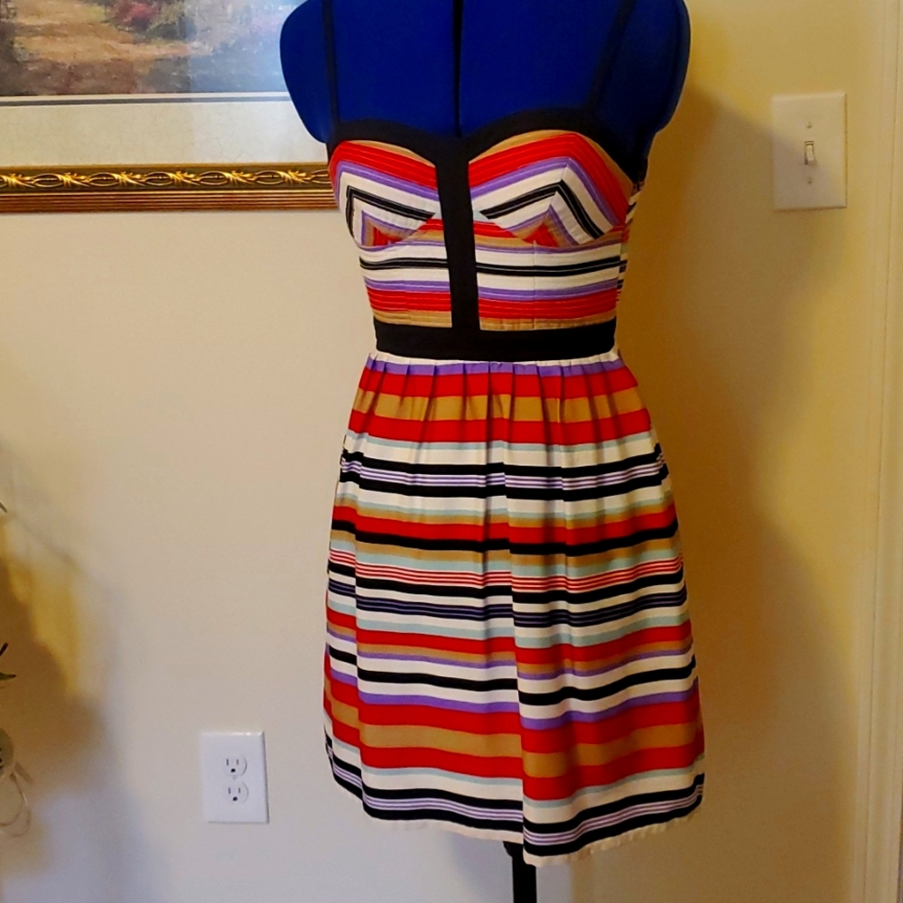 Oh so cute Jessica Simpson summer dress